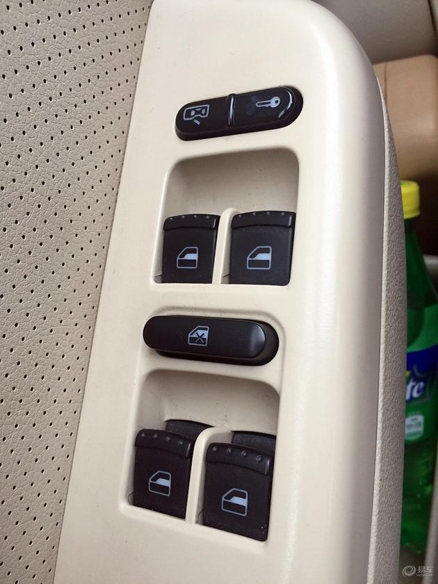 家用轿车朗逸哪一款性价比更高,省油耐用朗逸家用车测评