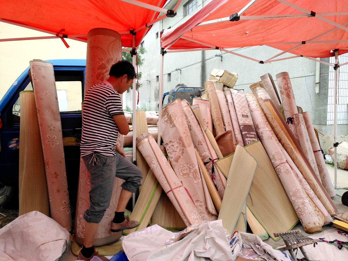 竹块凉席为啥淘汰了,凉席为何正在被年轻人抛弃