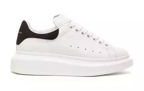 一篇文章看懂哪双小白鞋更适合你——主流小白鞋盘点