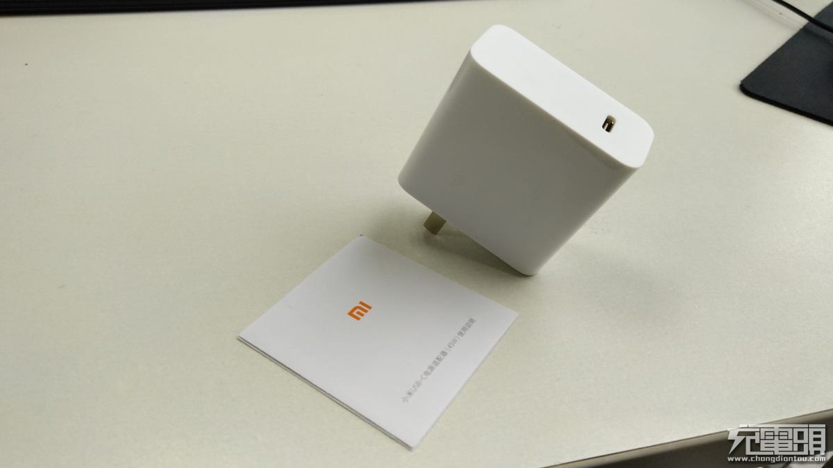 小米usb充电器60瓦拆解,小米车载充电器cc02czm拆解