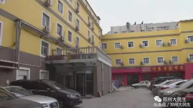 哥哥拿杀虫剂杀蚊子,房间喷杀虫剂出事