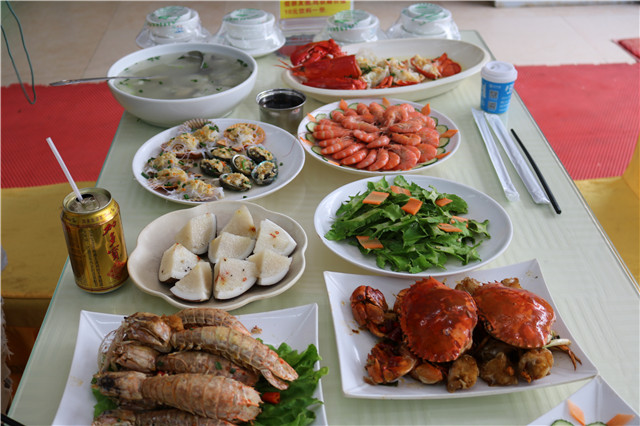 碧海蓝天亚龙湾,三亚美丽的亚龙湾