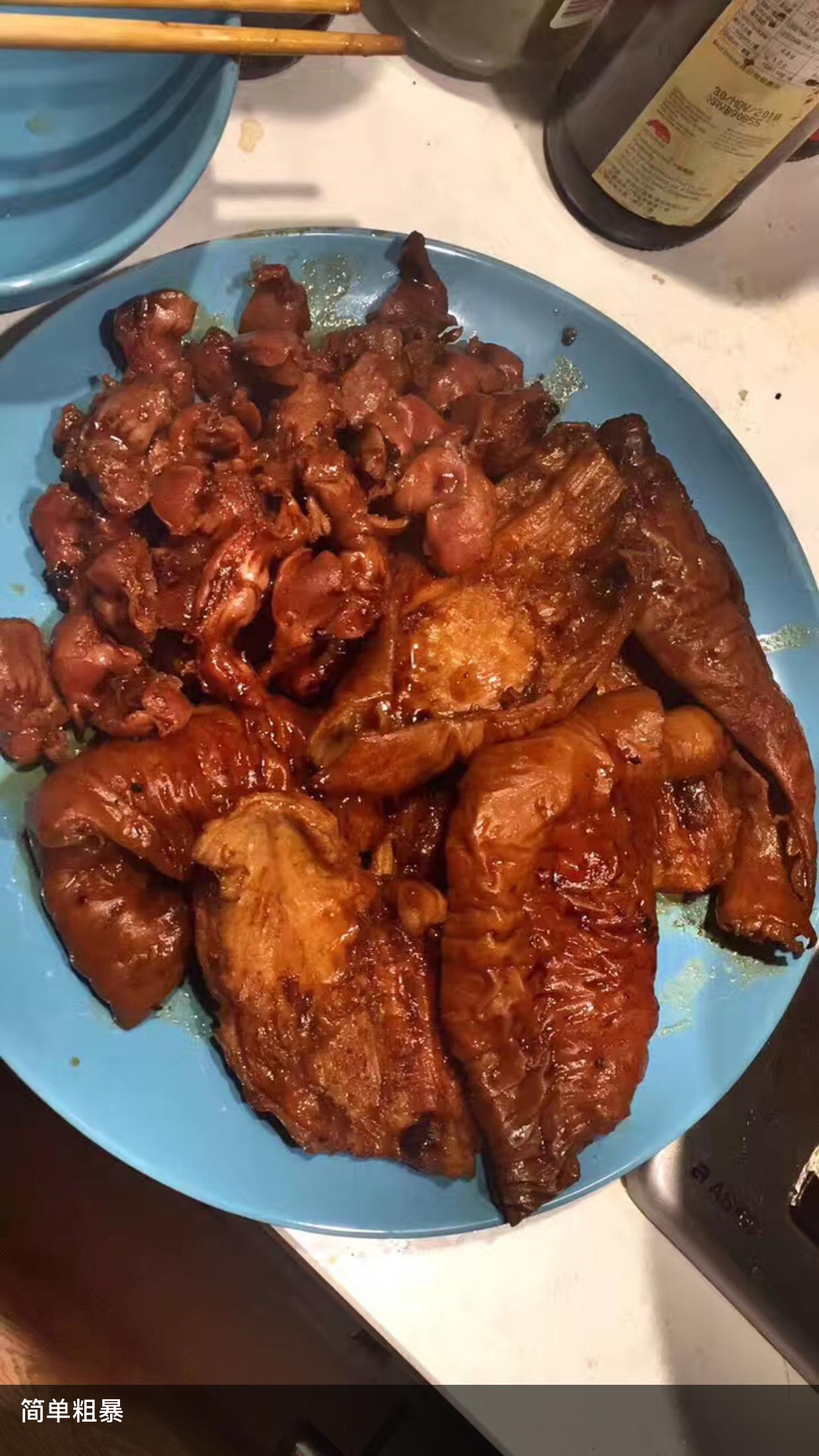 做吃货男友是什么体验,有一个吃货男闺蜜是什么样的体验