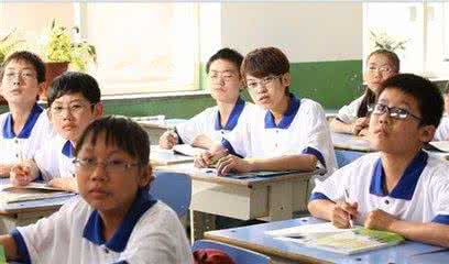 少年意气风发误入歧途,风华正茂的年纪误入歧途