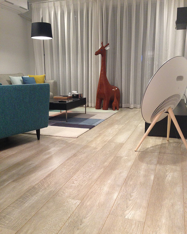 房子轻奢简装,高品质家装拎包入住