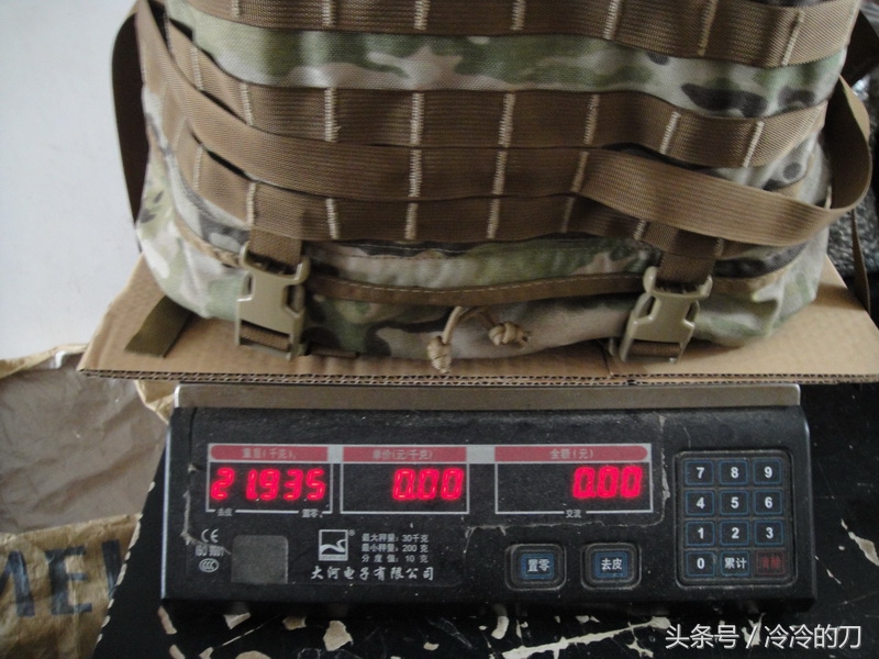 顶级经典背包,轻便军事背包性价比高