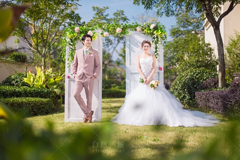 唯一视觉婚纱摄影团购,婚纱摄影团购哪家好