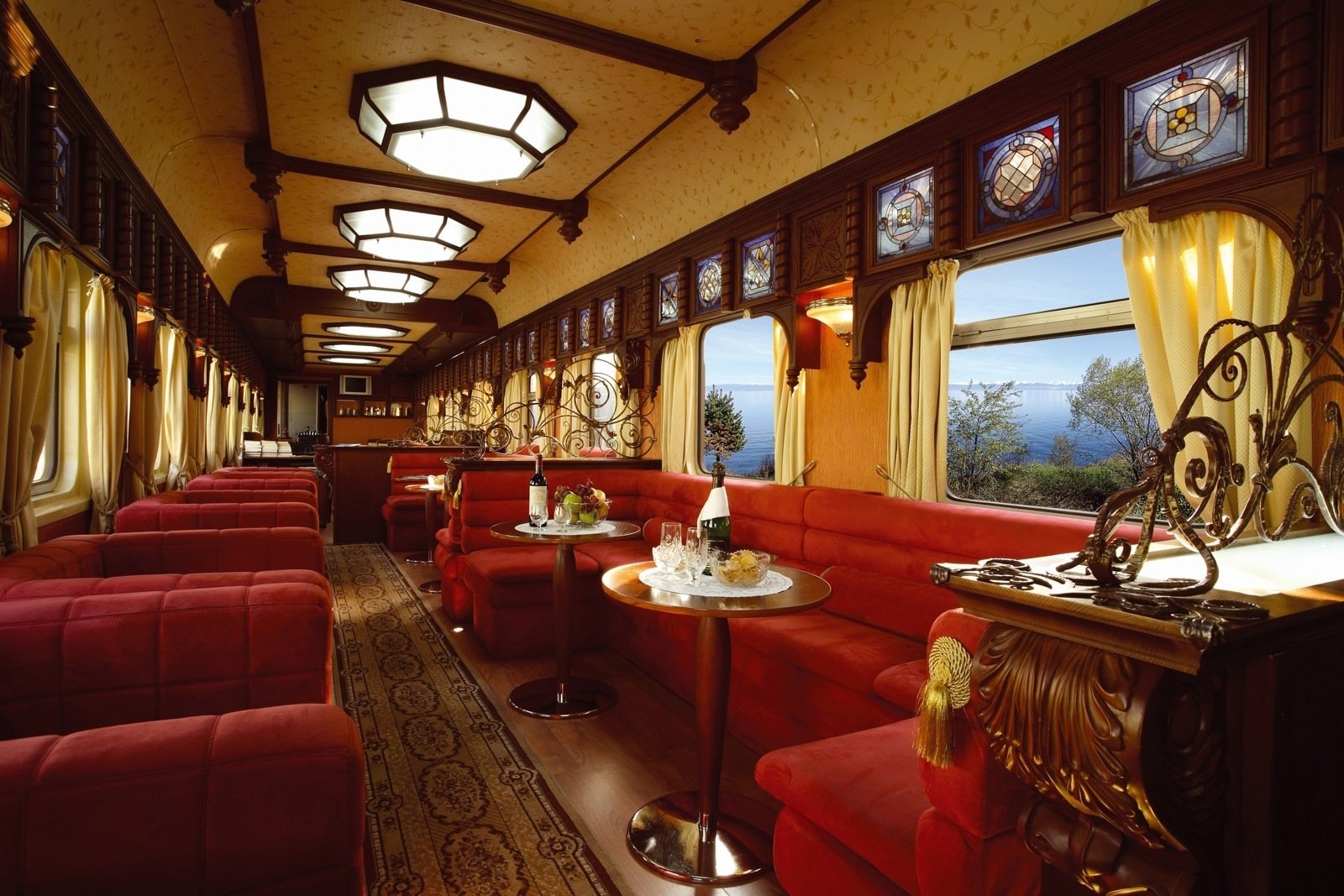 坐着火车到莫斯科,去莫斯科玩最便宜火车