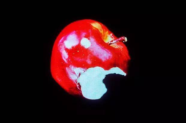 抛开Smart和Chic，伦敦时装周有你想要的Freak|盛宴