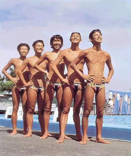 李娜自传《独自上场》卖了多少,李娜独自上场视频完整版