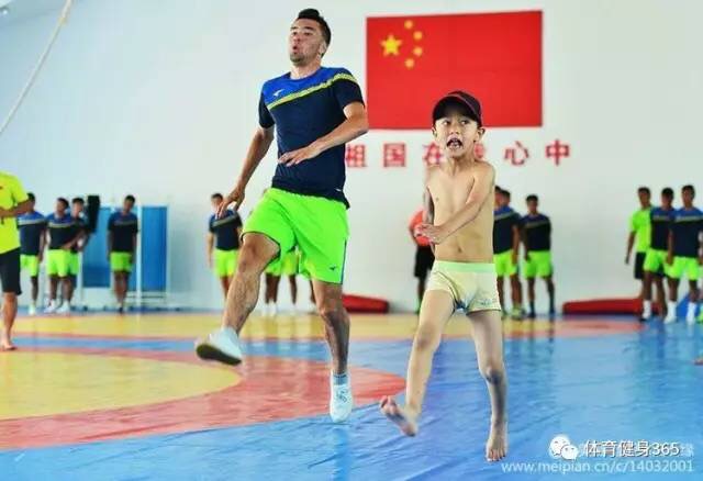 叶尔凡·叶孜木江*疆新**最后一次体能训练全运会目标冠军