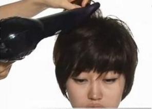 戴假发全过程的教程,明星戴的假发怎么弄的