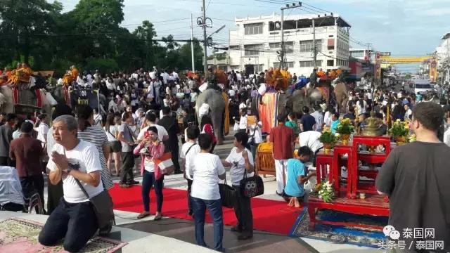 泰国的三宝佛节是干什么,泰国印象三宝佛节