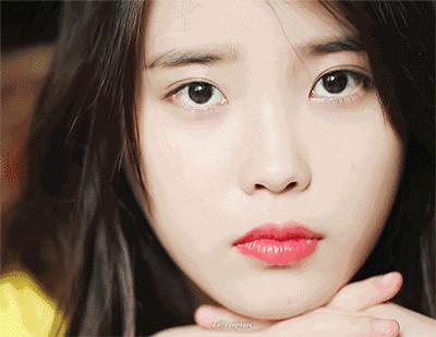 好气啊男神居然说我口红丑，非要我擦那种婊里婊气的你才喜欢嘛！