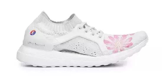 阿迪达斯为美国各州设计了运动鞋，爱荷华州看了想打人最喜欢阿拉斯加，接受纽约加州反驳