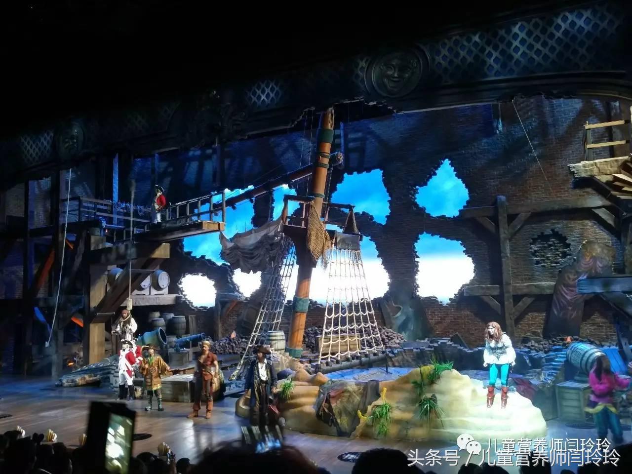 下雨天去迪士尼玩有影响吗,下雨天的迪士尼巡游