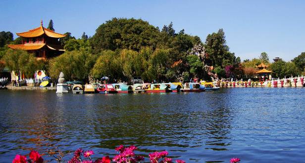 去云南玩两天攻略怎么玩好一点 (云南旅游自由行攻略7天路线推荐)