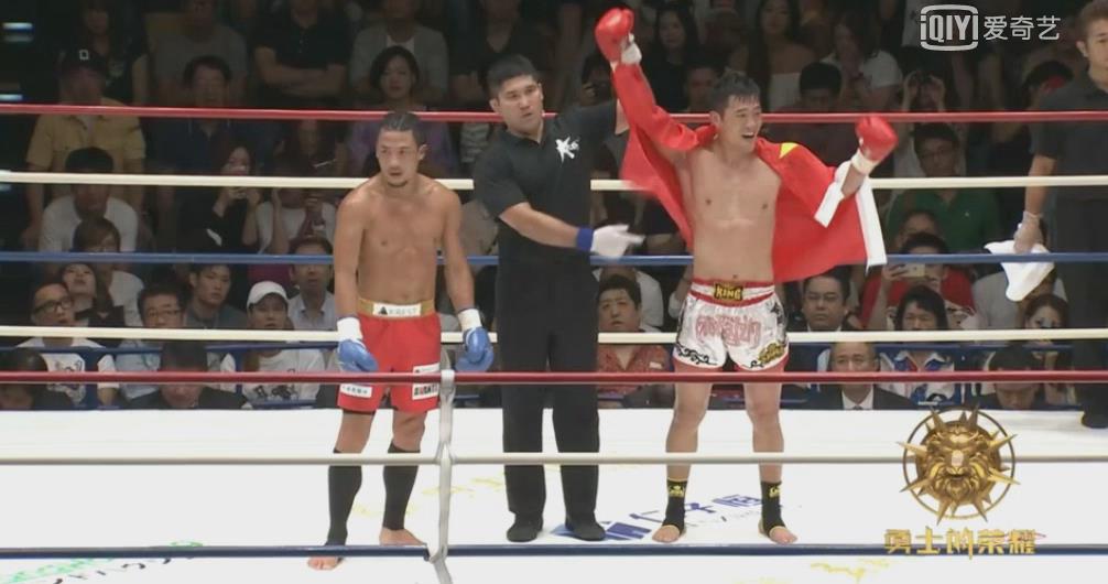 泰拳小侯爷邓泽奇大战勒德斯拉,泰拳小侯爷邓泽奇最血腥的比赛