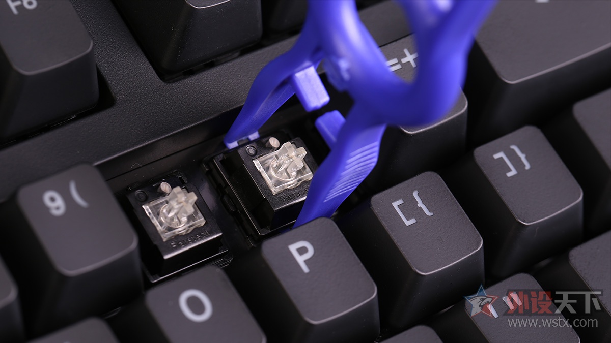 akkoducky联名键盘,akkoducky粉色键盘