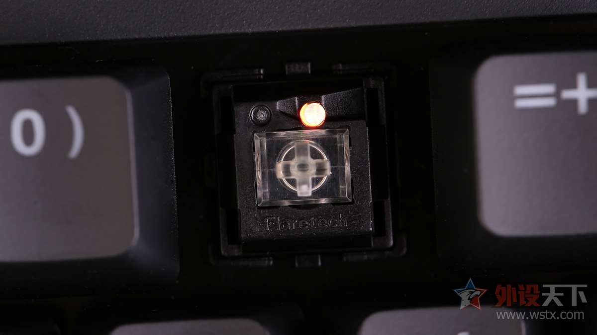 akkoducky联名键盘,akkoducky粉色键盘