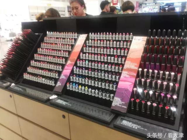 小编实拍｜MAC专柜入驻天津伊势丹啦！热门色号居然都有货，钱包又要瘪了