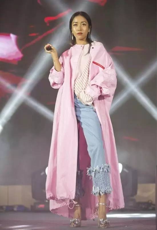 乘风破浪的姐姐们吴昕逆袭第一,吴昕减肥方法140斤逆袭到90斤