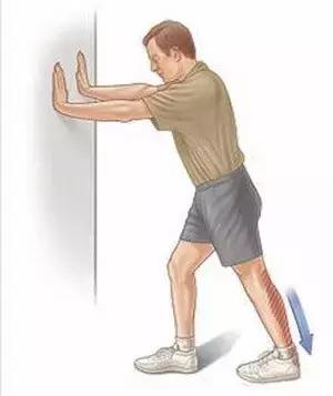 女人脚心抽筋预示三种病,走路脚心胀是什么原因