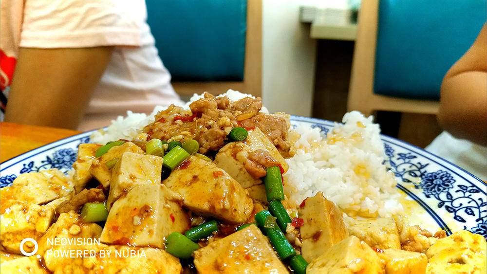 努比亚z17无边框什么颜色,努比亚Z17测评