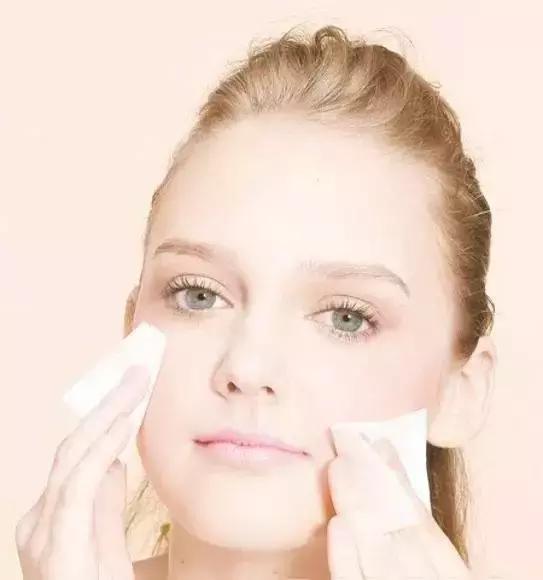 化妆棉对皮肤有伤害吗,化妆棉的危害