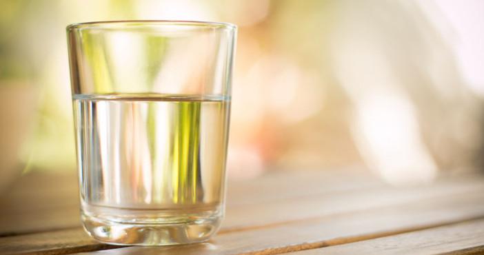 隔夜的凉白开第二天能吃吗,隔夜的凉开水能烧开吗