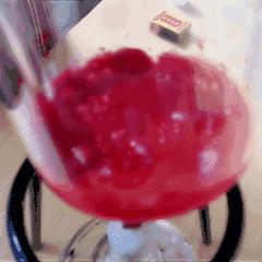 真没想到你是这样的口红控！从来都不花钱买口红！水土不服就服你！