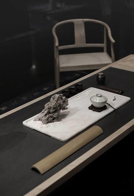 古人如何布置温馨的书房,书房除了文房四宝还摆什么