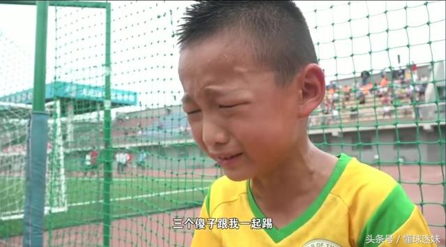 不想和傻子互动,不想和傻子沟通