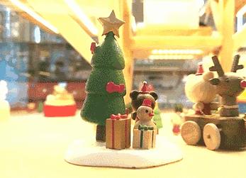 这家店挂着音乐盒的招牌，里面竟然藏着一个免费游乐园？