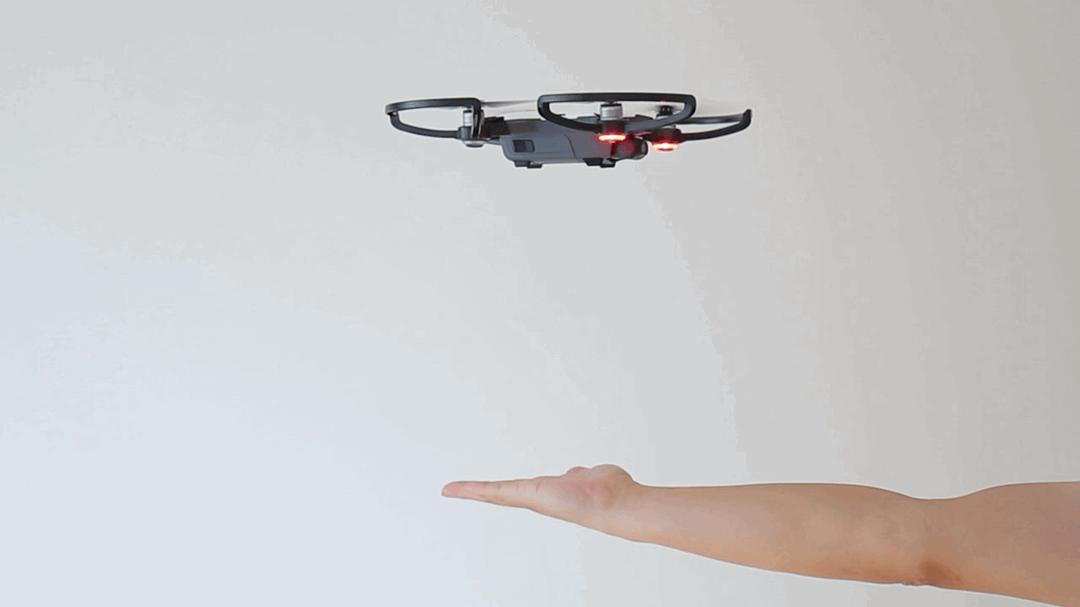 大疆精灵航拍机,大疆晓对比大疆精灵3