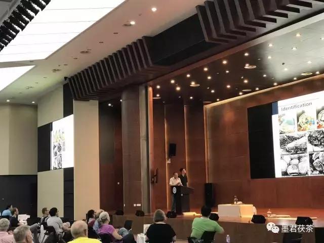 面对墨君茯茶诱人的茯香，这几位世界顶级植物学专家毫无防备地倾倒了！