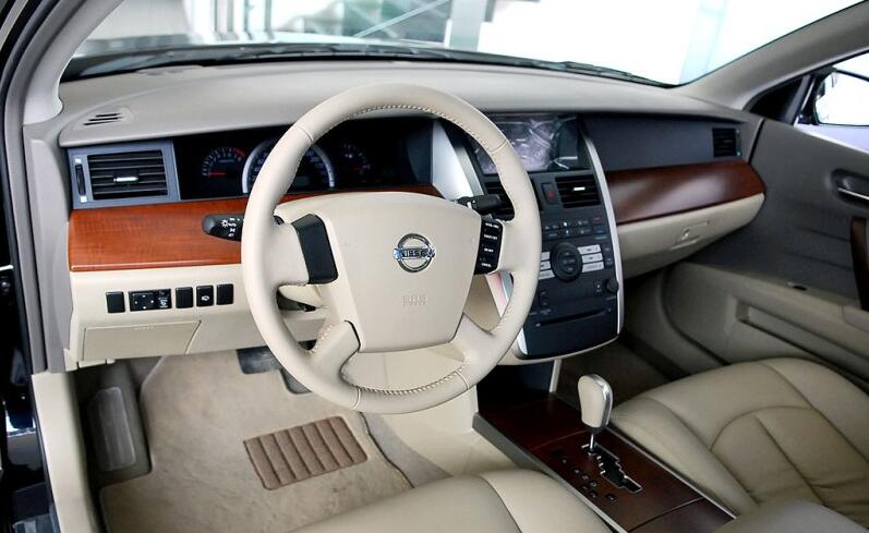 号称移动沙发的日产天籁,乘坐者之车