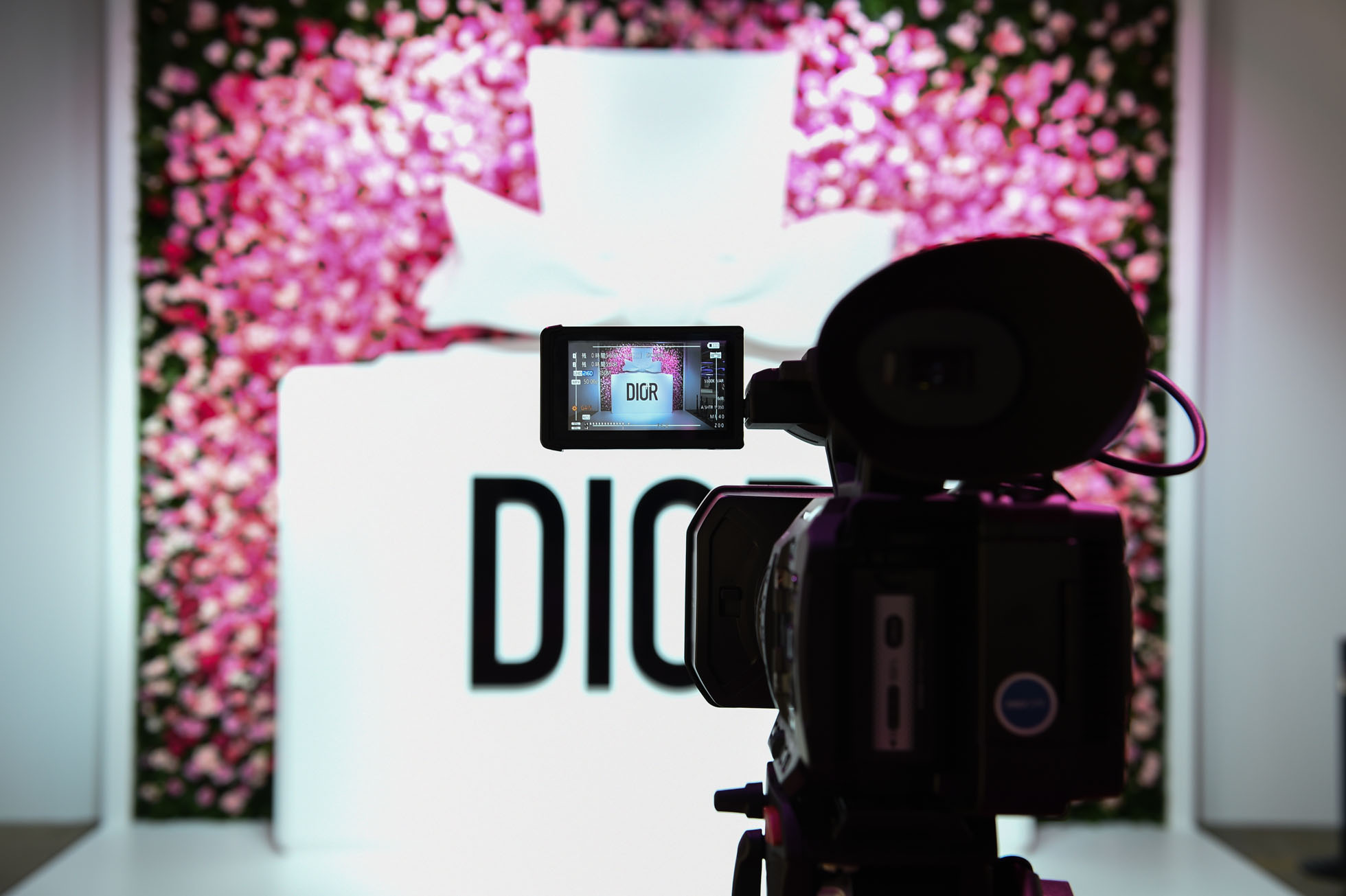 全新迪奥小姐和花漾淡香水,新款迪奥香水有哪些