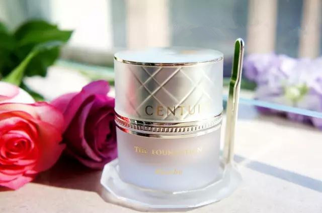 油皮用什么底妆比较好,油皮用什么类型的底妆产品