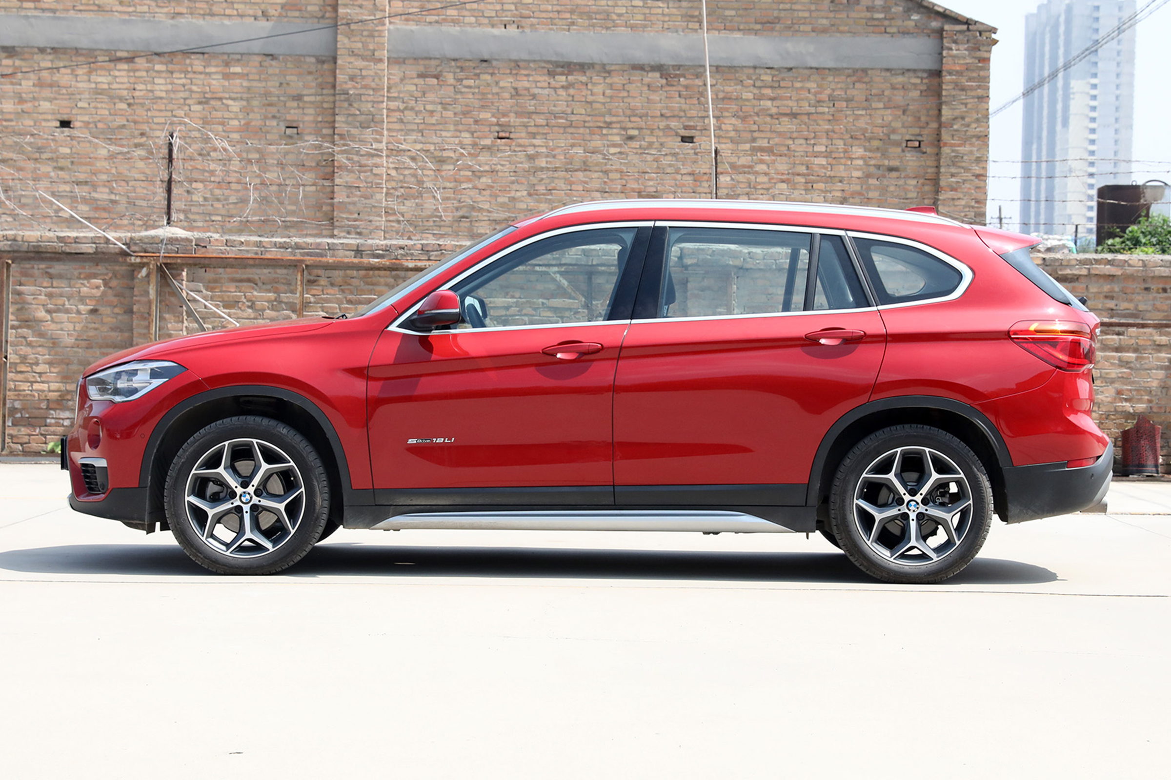 奥迪q3与宝马x1与奔驰gla哪个好,宝马x1和奔驰gla哪个更上档次