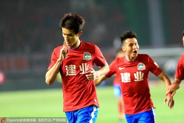 他一人将恒大羞辱，30万干6000万的事，请叫他重庆博尔特