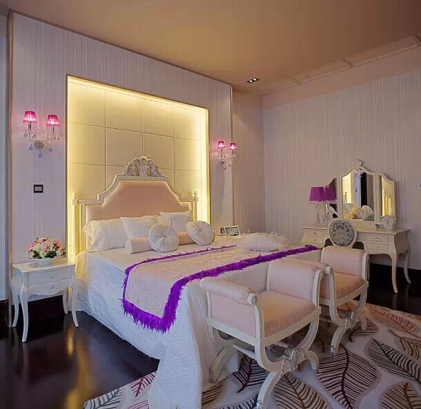 卧室很小床尾怎么设计,卧室床尾那面墙怎么设计