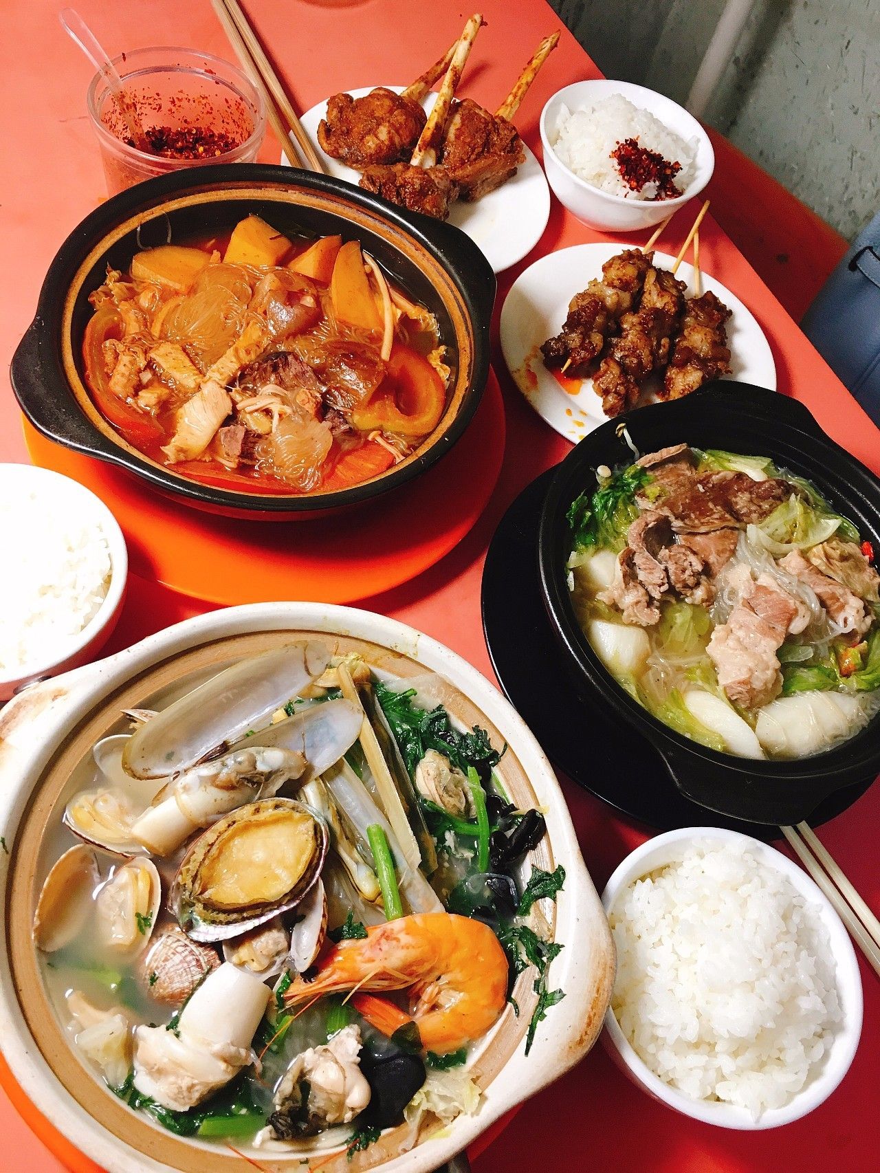 吃！吃！吃！吃！吃！快上车！