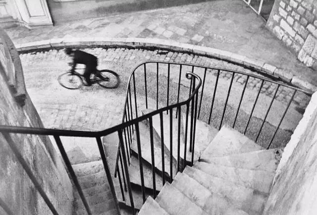 布列松经典摄影作品大全,布列松经典摄影作品中国