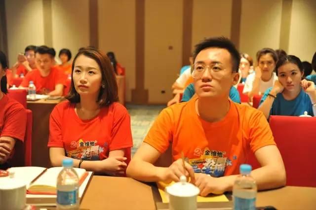 竟然疯玩成这样……还讲不讲规矩！