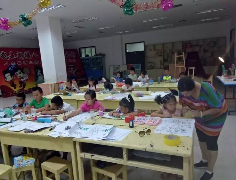 且末县青少年活动中心暑期班精彩瞬间