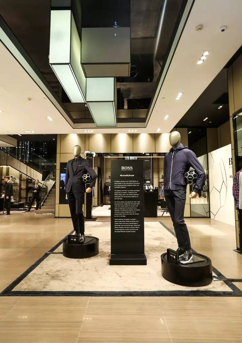 被大BOSS附体的拜仁能帅成什么样子？｜玩游戏有奖