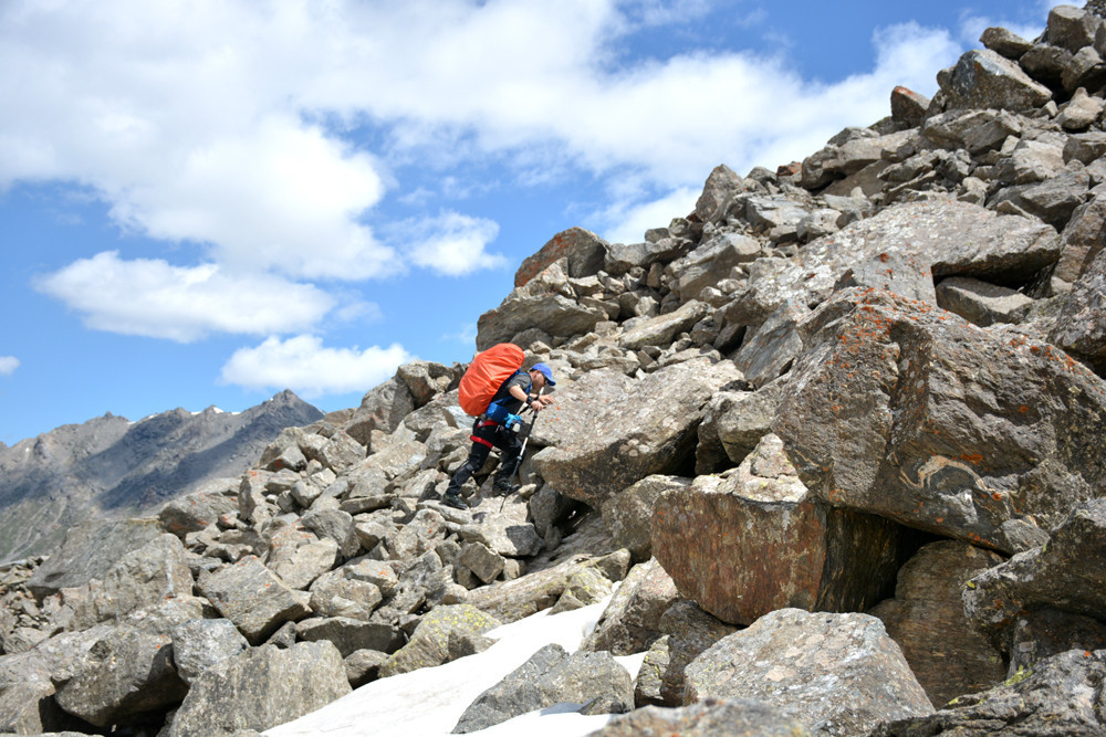 行者无疆-6月乌孙，漂洋过海为圣湖，翻山越岭因初心