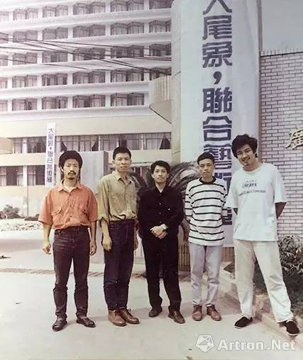 「带你看展览」街头、酒吧、工地…………没空间，大尾象是这样做展览的