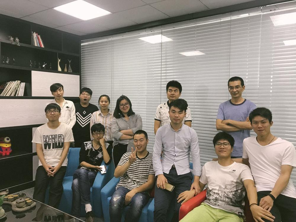 获投200万他共享50万张大尺寸无版权照片已免费*载下**150万次